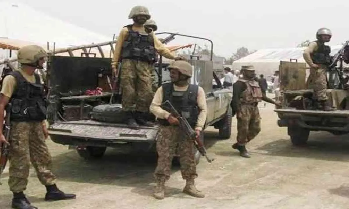 पाकिस्तानी सेना ने ओरकजई हमले में शामिल 30 आतंकी मार गिराए