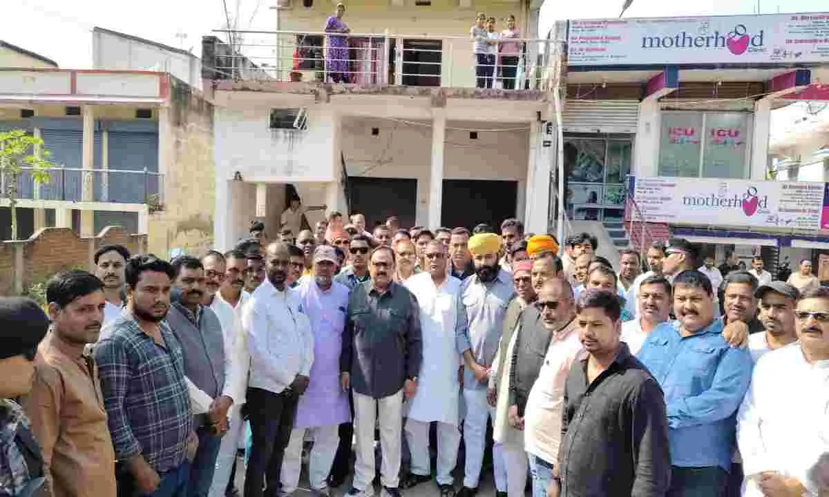 Palamu News:  जेडीयू प्रत्याशी चेतन आनंद के समर्थन में उतरे पूर्व मंत्री कमलेश कुमार सिंह