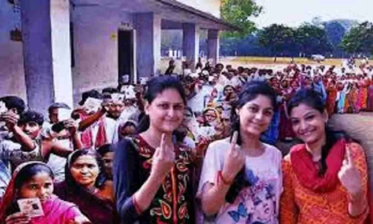 बिहार विधानसभा चुनाव: महिला और युवा मतदाता बनेंगे सत्ता की चाबी