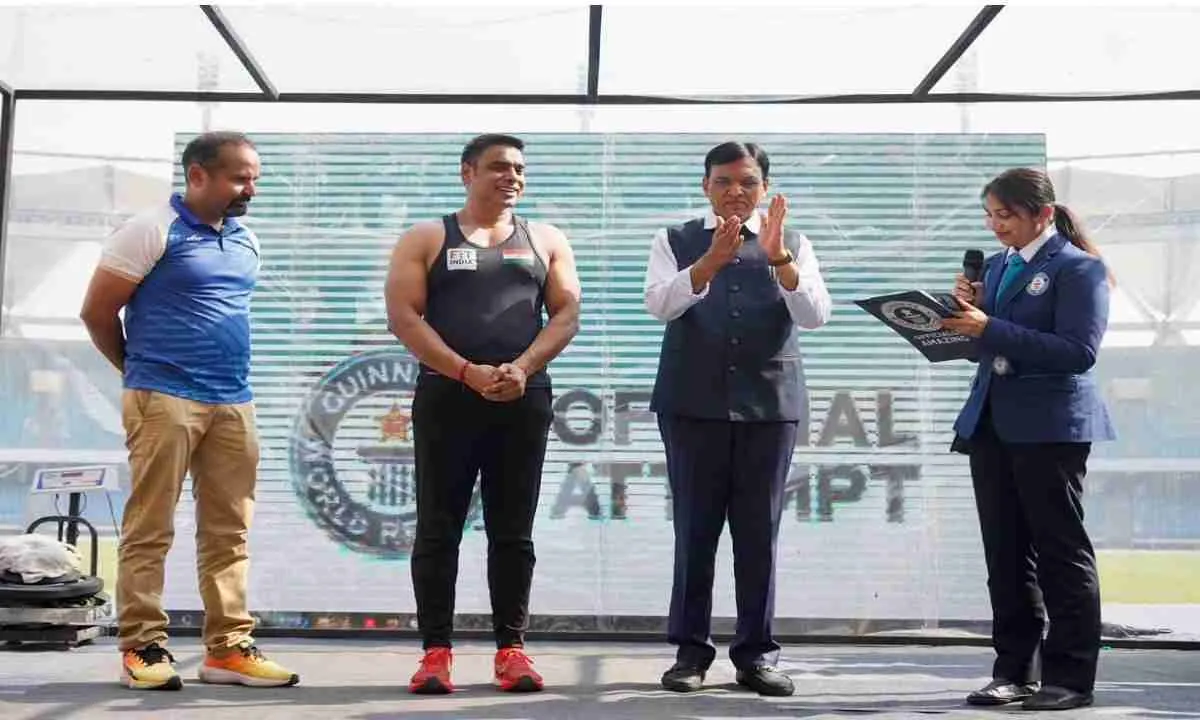 भारत के पुश-अप मैन रोहताश चौधरी ने 847 पुश-अप्स कर रचा वर्ल्ड रिकॉर्ड