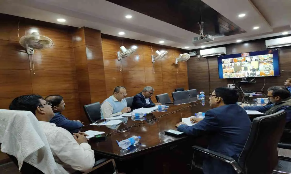  पदाधिकारी फील्ड विजिट कर मतदाता सूची के मैपिंग की समस्याओं का निरीक्षण एवं निराकरण करें:  के. रवि कुमार 