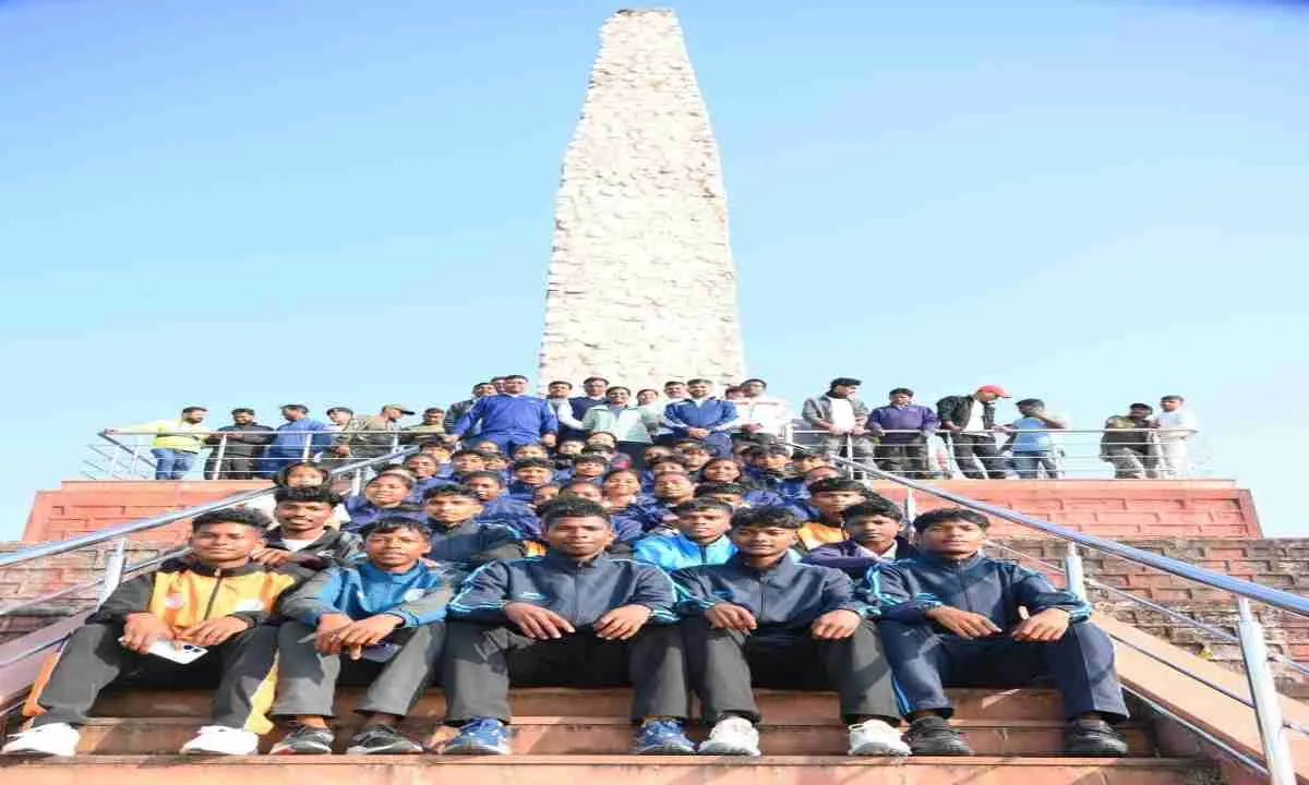 Khunti News:: “नो योर टूरिस्ट प्लेस” पहल से पर्यटन को मिलेगा नया आयाम