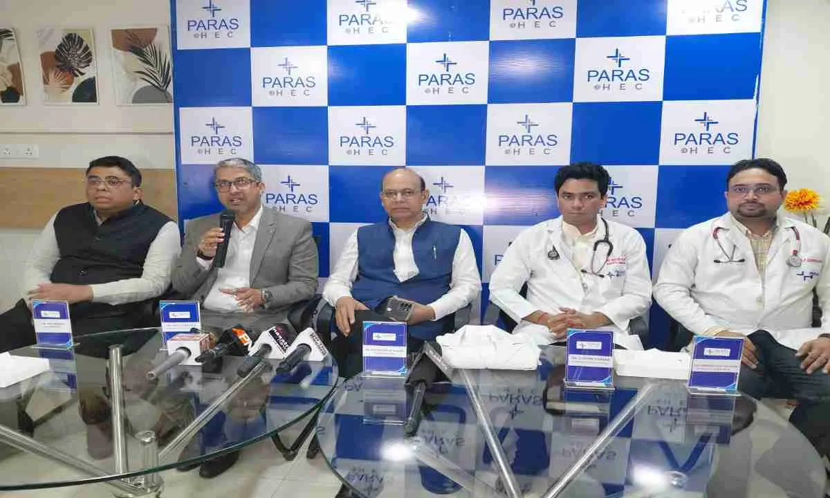 डॉक्टर बने भगवान, किडनी, लिवर, फेफड़े और ब्रेन फेल होने के बावजूद पारस हॉस्पिटल ने बचाई मरीज की जान