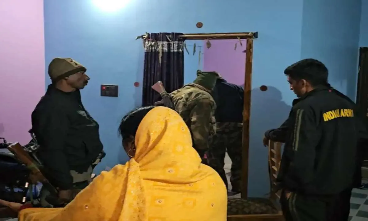 हजारीबाग में 25 लाख की जेवरात चोरी, दिनदहाड़े अलमारी तोड़कर चोर फरार