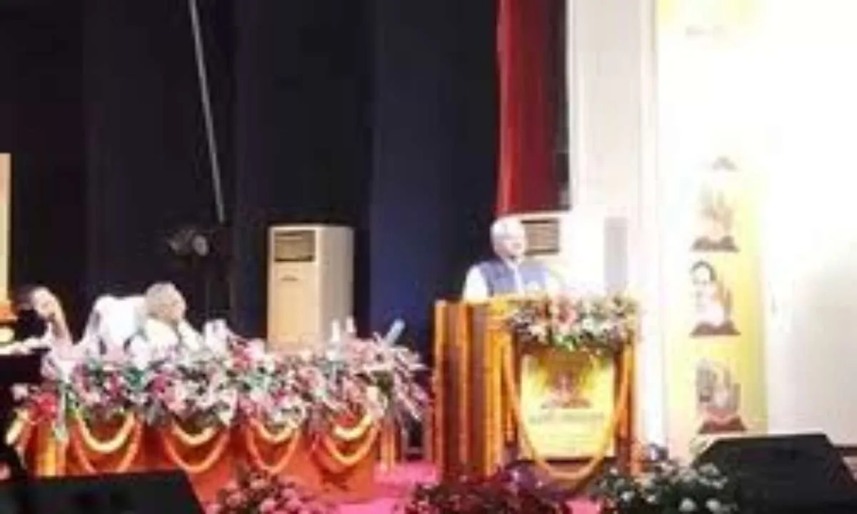 बुद्ध और शंकराचार्य को एक साथ स्थान देती है काशी: आचार्य मिथिलेशनन्दिनीशरण