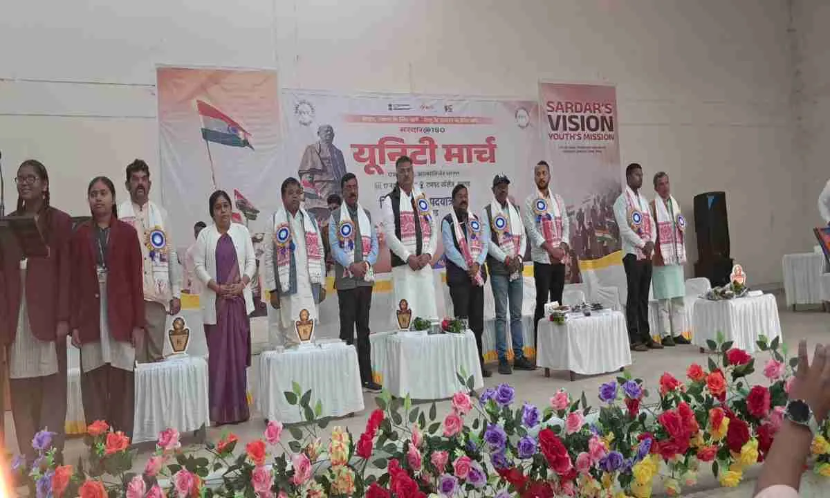 सरदार पटेल की 150वीं जयंती पर रामगढ़ में एकता मार्च, सांसद ने कहा—राष्ट्र निर्माण में उनका योगदान सर्वोपरि