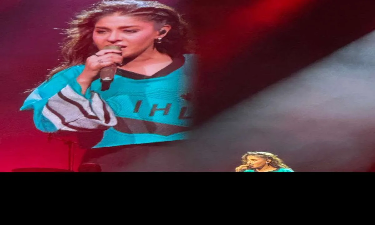 बॉलीवुड की सुप्रसिद्ध गायिका सुनिधि चौहान का धमाकेदार कॉन्सर्ट, दर्शकों में दिखा जबरदस्त उत्साह