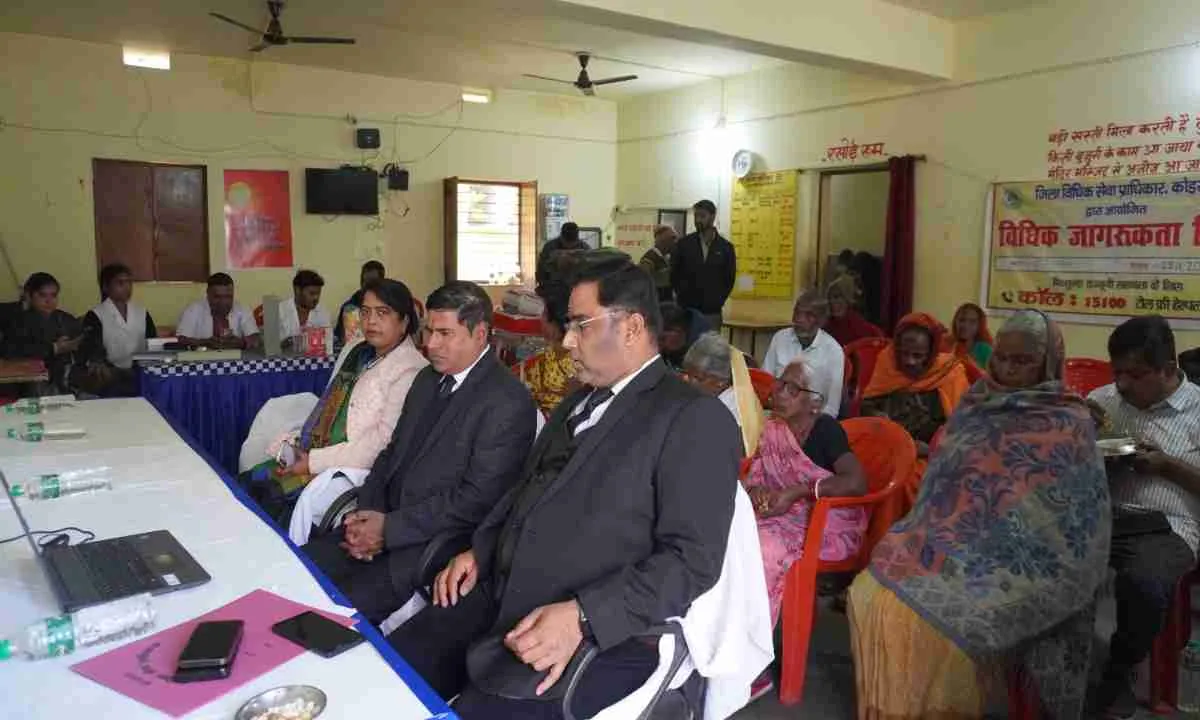  Koderma News: वृद्धाश्रम में वरिष्ठ नागरिकों के लिए मेडिको–विधिक जागरूकता शिविर आयोजित