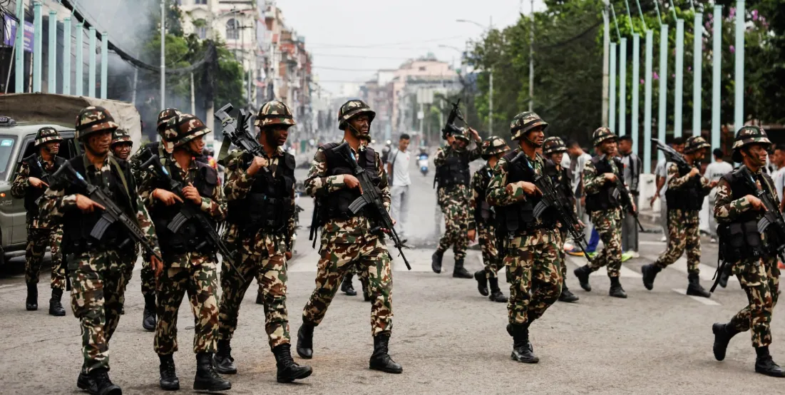 नेपाल आम चुनाव में सेना तैनात: राष्ट्रपति ने दी मंजूरी, सुरक्षा योजना तीन चरणों में लागू