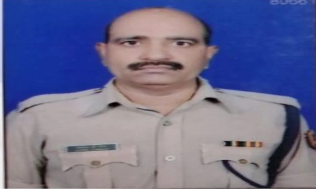 Chaibasa News : सीआरपीएफ कैंप में परेड के दौरान जवान की अचानक मौत, कैंप में शोक की लहर