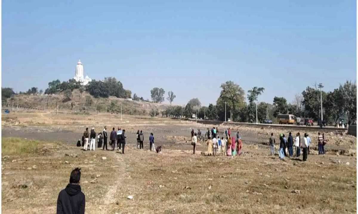 Ranchi News: जगन्नाथपुर तालाब से मिला अज्ञात व्यक्ति का शव, जांच में जुटी पुलिस