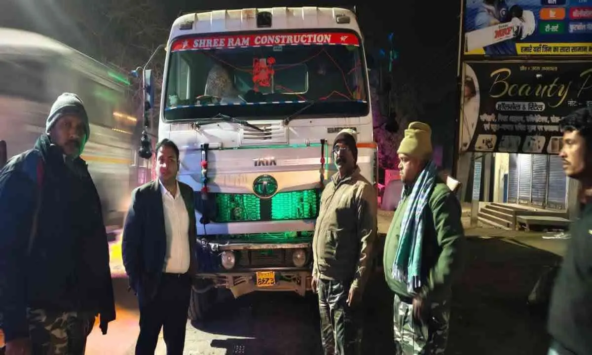 अवैध खनन पर कड़ी कार्रवाई, एसडीएम के ताबड़तोड़ छापेमारी से माफियाओं में हड़कंप