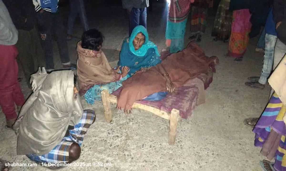 Giridih News :बादीडीह में अनियंत्रित हाइवा की टक्कर से वृद्ध की मौत, आक्रोशित ग्रामीणों ने शव रखकर किया सड़क जाम