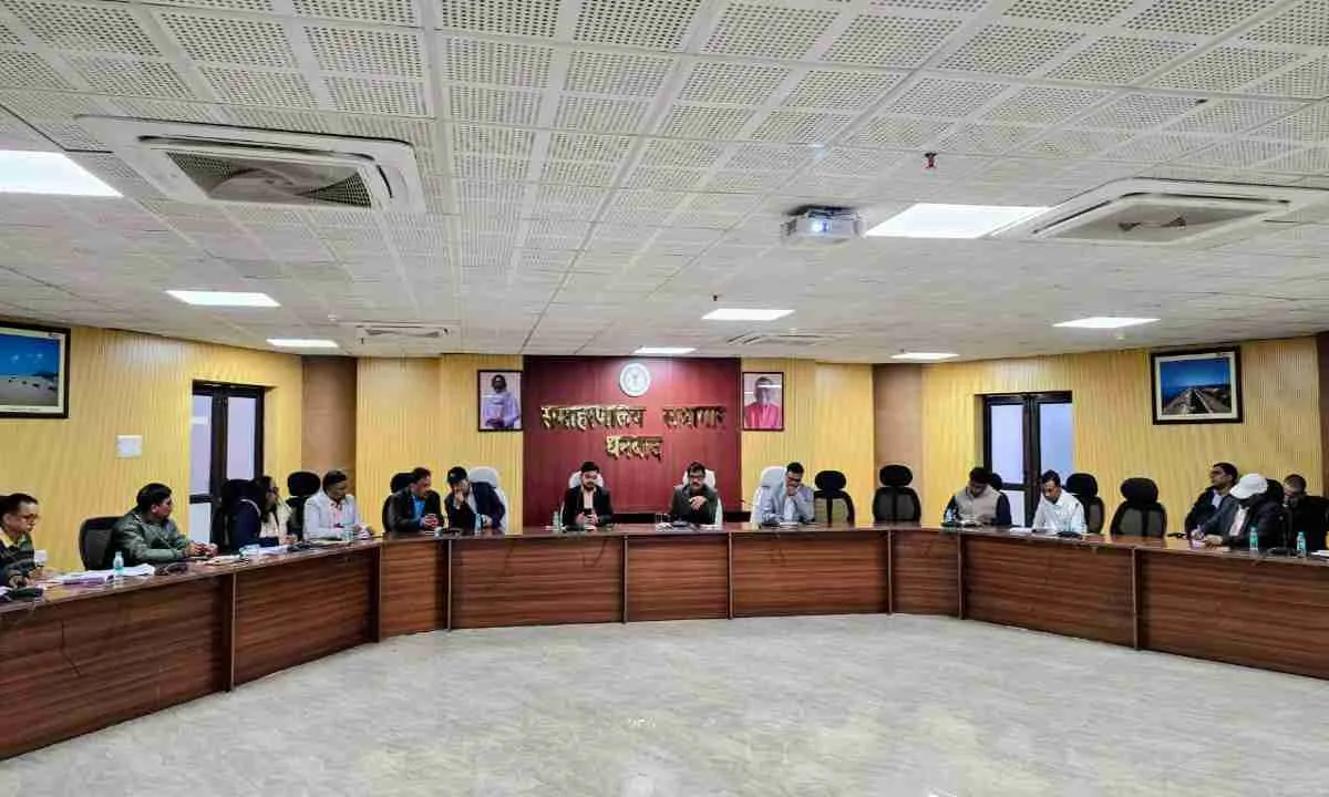 हजारीबाग में राजस्व कार्यशाला आयोजित, प्रमंडलीय आयुक्त पवन कुमार ने दिए अहम निर्देश