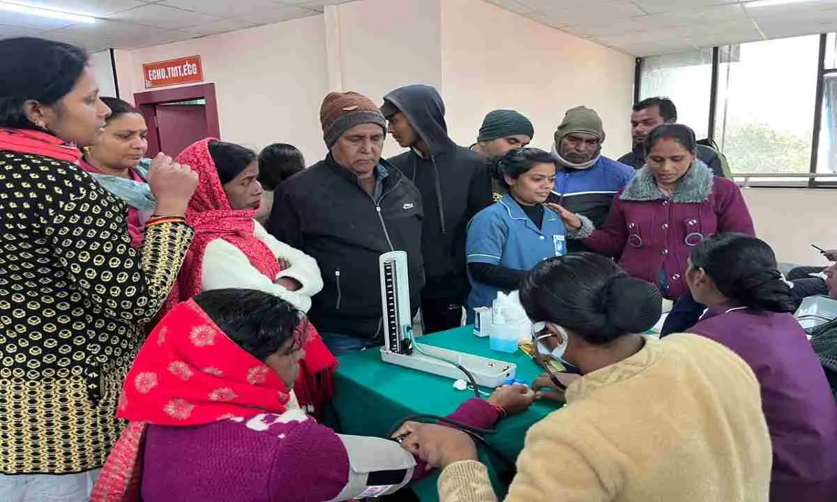 हजारीबाग के आरोग्यम अस्पताल में निशुल्क हृदय जांच शिविर, डेढ़ सौ से अधिक मरीजों ने कराया उपचार