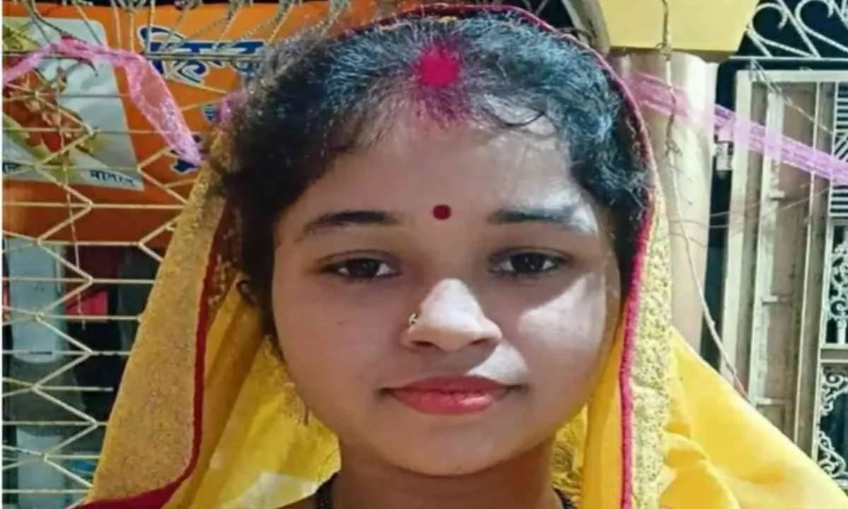 साहिबगंज नगर निकाय चुनाव, वर्षा कुमारी ने वार्ड 19 से की दावेदारी