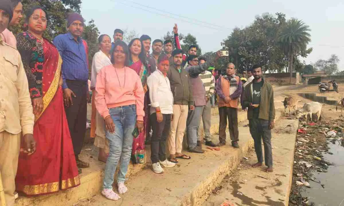 Koderma News : झारखंड कॉलेज ऑफ फार्मेसी में सरस्वती पूजा महोत्सव का भावुक समापन, शोभायात्रा के साथ हुआ मूर्ति विसर्जन