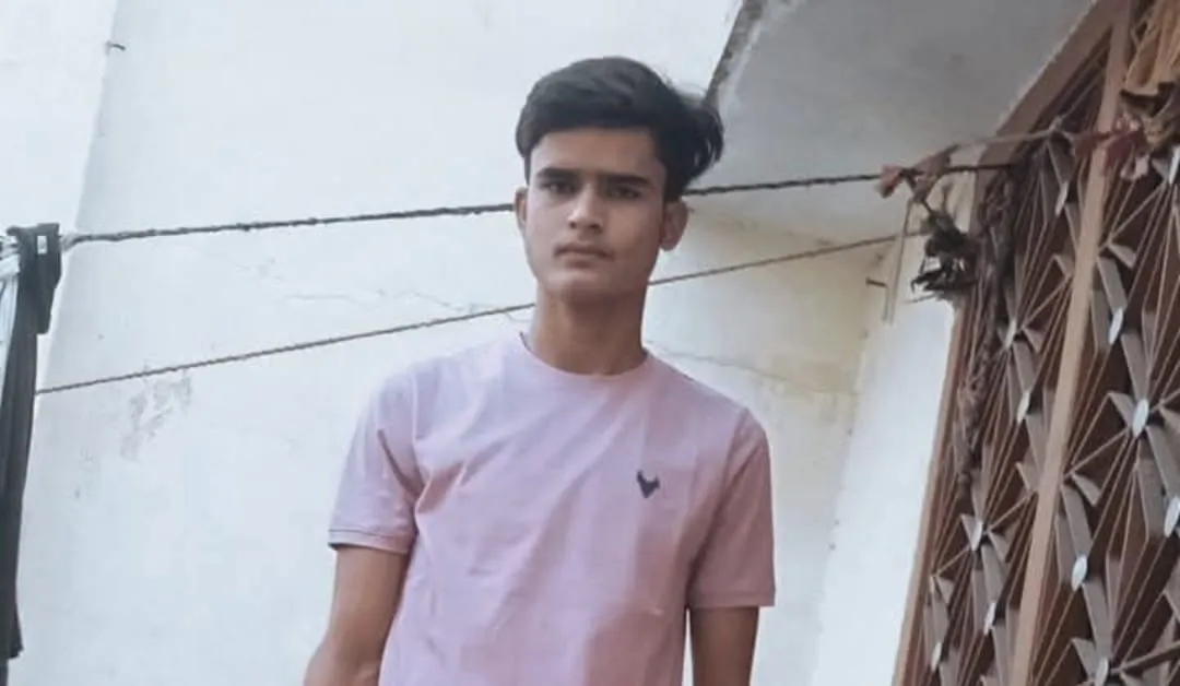 गोड्डा के युवक की अहमदाबाद में हादसे में मौत, शव गांव पहुंचते ही मचा कोहराम