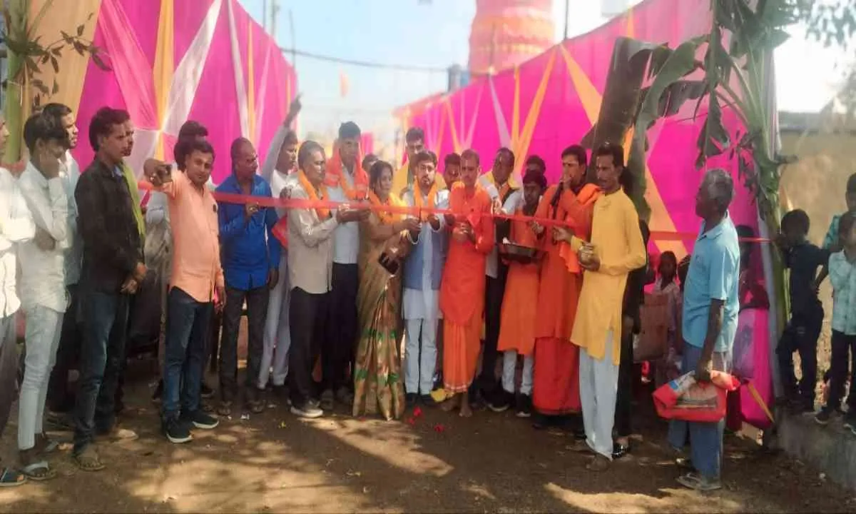 नावागढ़ में माता शबरी पूजा का भव्य शुभारंभ, कलश यात्रा में उमड़ी श्रद्धालुओं की भीड़