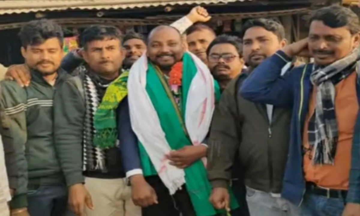 Sahebganj News : संगठन विस्तार: बोरियो को मिला नया झामुमो प्रखंड अध्यक्ष