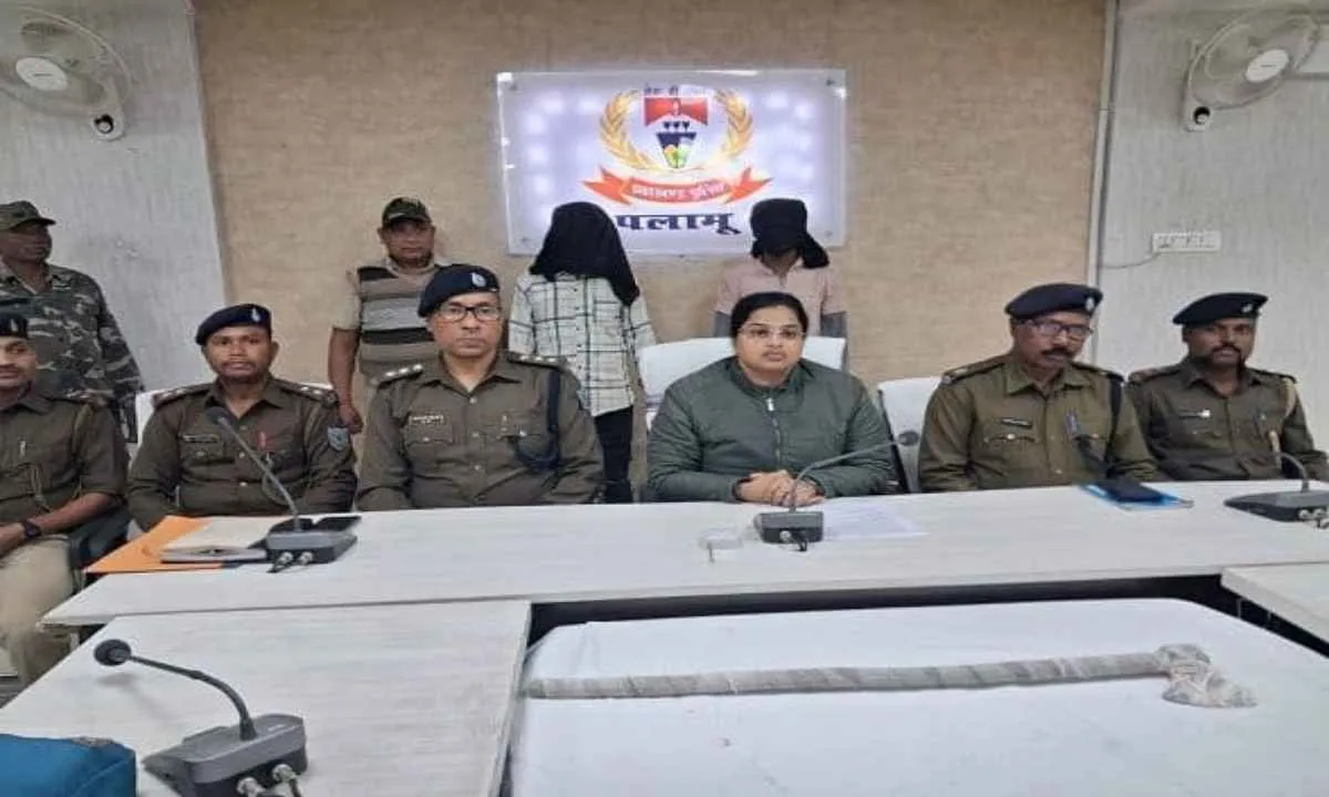 अंधविश्वास के कारण उजड़ा परिवार; डायन के शक में पति-पत्नी और बेटे की हत्या, दो भाई गिरफ्तार