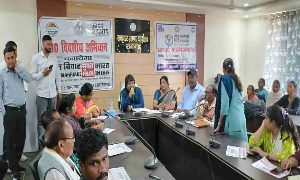 Dumka News : बाल विवाह कानूनन अपराध, दोषियों पर होगी सख्त कार्रवाई: बीडीओ