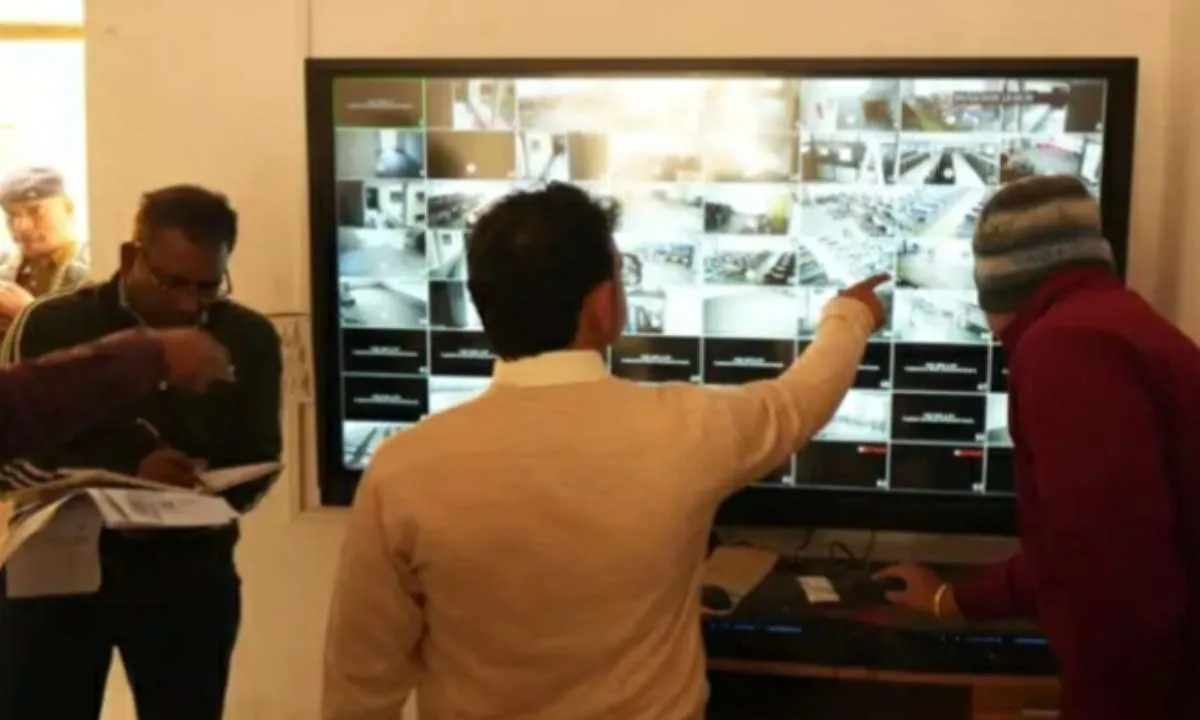 'फेक न्यूज़' पर जिला प्रशासन की कड़ी नज़र, निकाय चुनाव को लेकर निष्पक्षता बनाए रखने की अपील