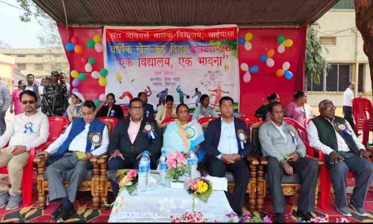 पढ़ाई और खेल विद्यार्थी जीवन के दो महत्वपूर्ण स्तंभ : जोबा माझी