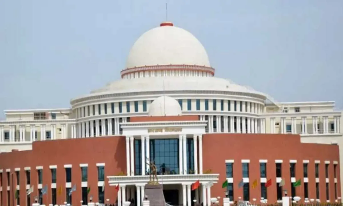 रांची में बजट पेश, वित्त मंत्री राधाकृष्ण किशोर ने रखा 1,58,560 करोड़ का प्रस्ताव