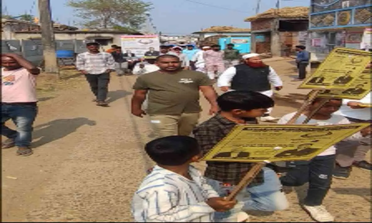 Giridih News : वार्ड 10 में युवा उम्मीदवार तबरेज हसन का जनसंपर्क अभियान तेज