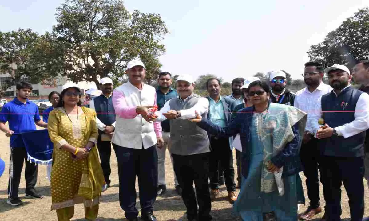 ग्रिजली कॉलेज ऑफ एजुकेशन में दो दिवसीय वार्षिक खेलकूद प्रतियोगिता का भव्य शुभारंभ