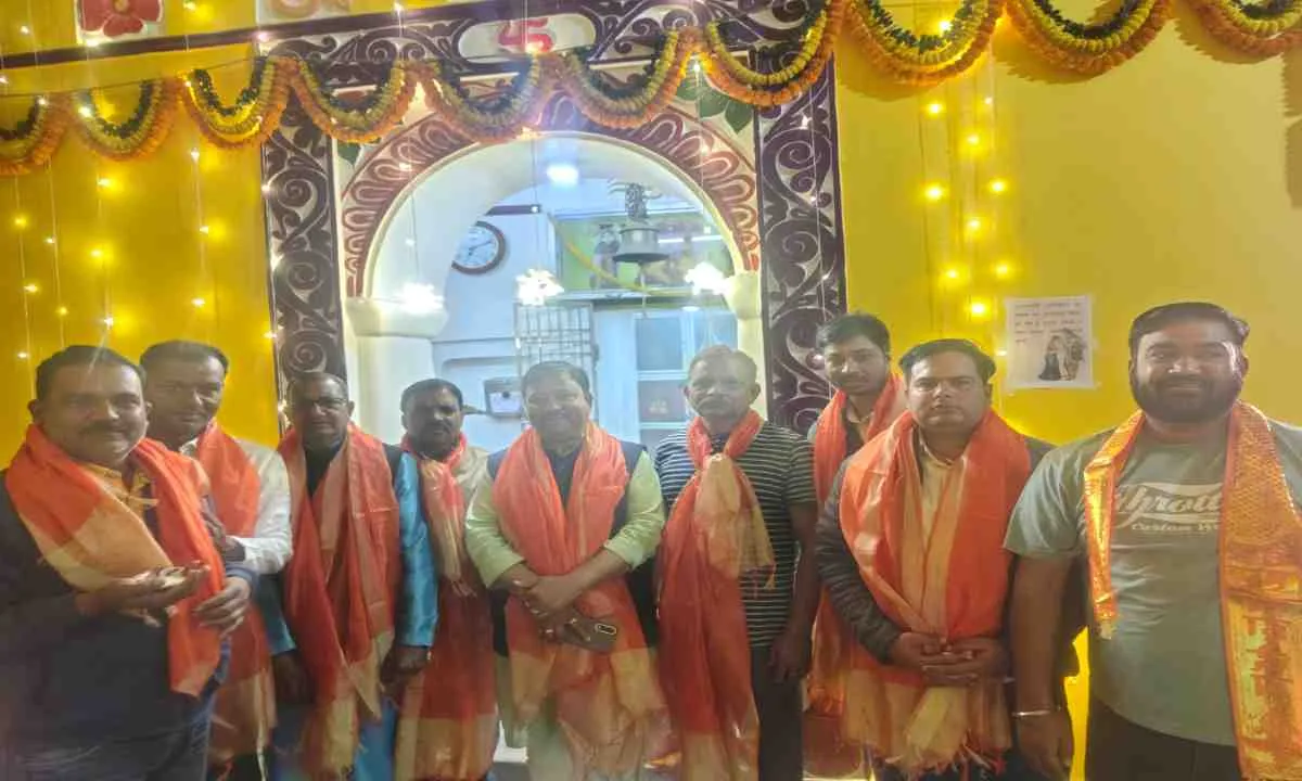 प्राचीन शिव मंदिर, मैकी रोड में महाशिवरात्रि पर भव्य पूजा-अर्चना और विशाल भंडारे का आयोजन