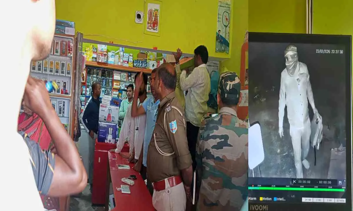 Pakur News : मोबाइल दुकान में लाखों की चोरी, CCTV में कैद हुई पूरी वारदात
