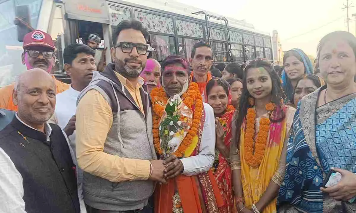 बड़की सरिया में भाजपा समर्थित शोभा देवी की जीत पर भव्य विजय जुलूस