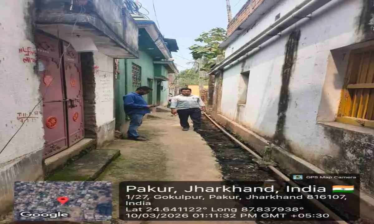 Pakur News: नगर परिषद क्षेत्र में विकास योजनाओं की जांच, गुणवत्ता पर दिया गया जोर