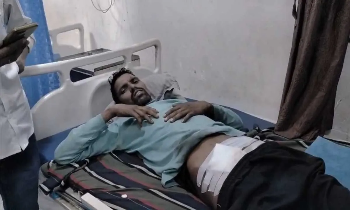 Ramgarh News: राहुल दुबे गैंग ने लेवी के लिए रेलवे ओवरब्रिज कंपनी पर की फायरिंग, एक घायल 