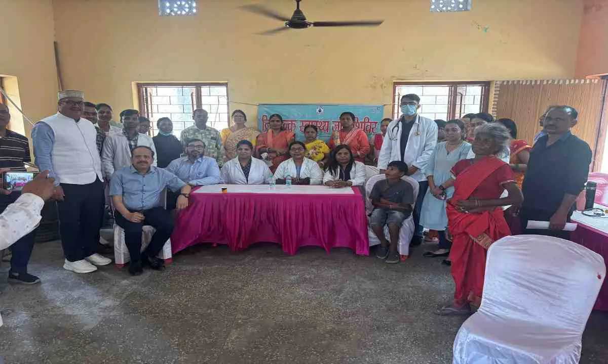 Ranchi News : सीसीएल के मेगा हेल्थ कैंप में 146 लोगों की जांच, मुफ्त दवा और परामर्श