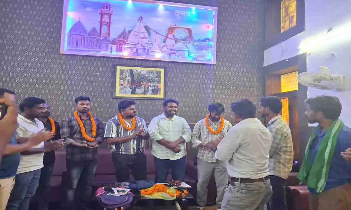 Dumka News: क्रांति सेना के नए केंद्राध्यक्ष व नए कार्य समिति का किया गया गठन