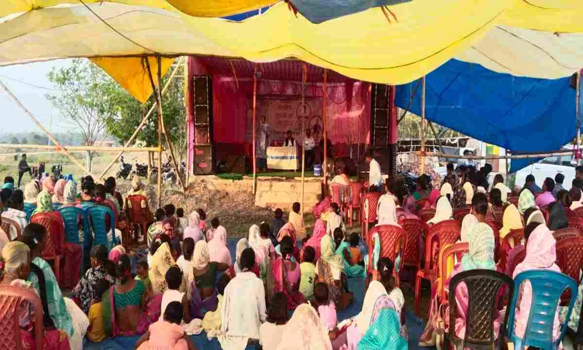 Pakur News: श्रद्धा और भक्ति के साथ संपन्न हुई शिवरामपुर की प्रार्थना सभा
