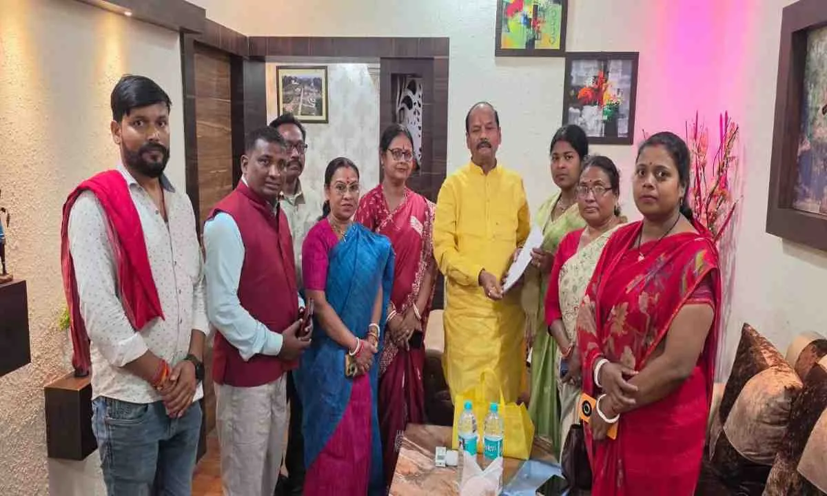 Pakur News: गहराया प्राथमिकी विवाद: निर्दोषों को फंसाने के आरोप में ग्रामीणों ने खोला मोर्चा