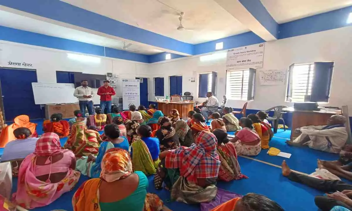 Pakur News: दो दिवसीय पशुपालन प्रशिक्षण कार्यक्रम शुरू, आत्मनिर्भरता की ओर बढ़ते कदम 