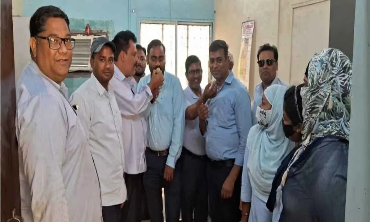 Deoghar News : कोल इंडिया की एसपी माइंस चितरा कोलियरी में प्रमोशन से खुशी का माहौल