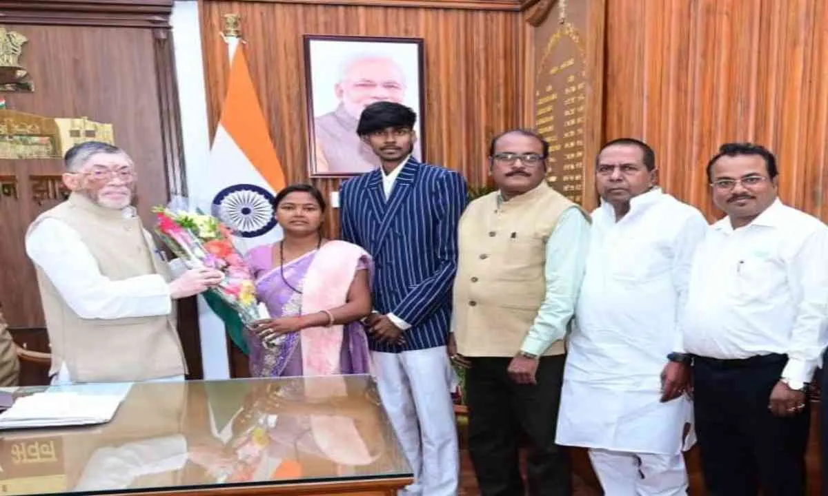 झारखंड में मानवाधिकार और महिला आयोग के गठन की मांग तेज, राज्यपाल से हस्तक्षेप की अपील