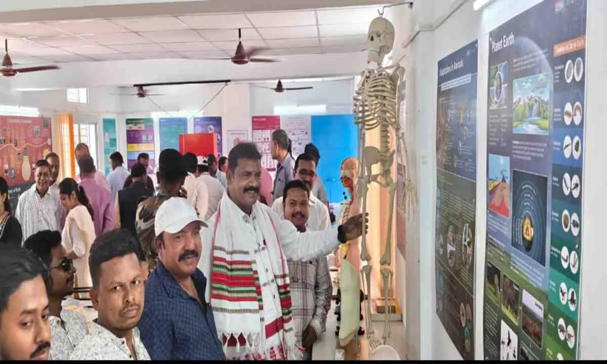 Chaibasa News: नोवामुंडी कॉलेज को मिली नई सौगात, बहु-कौशल केंद्र का पुनः शुभारंभ