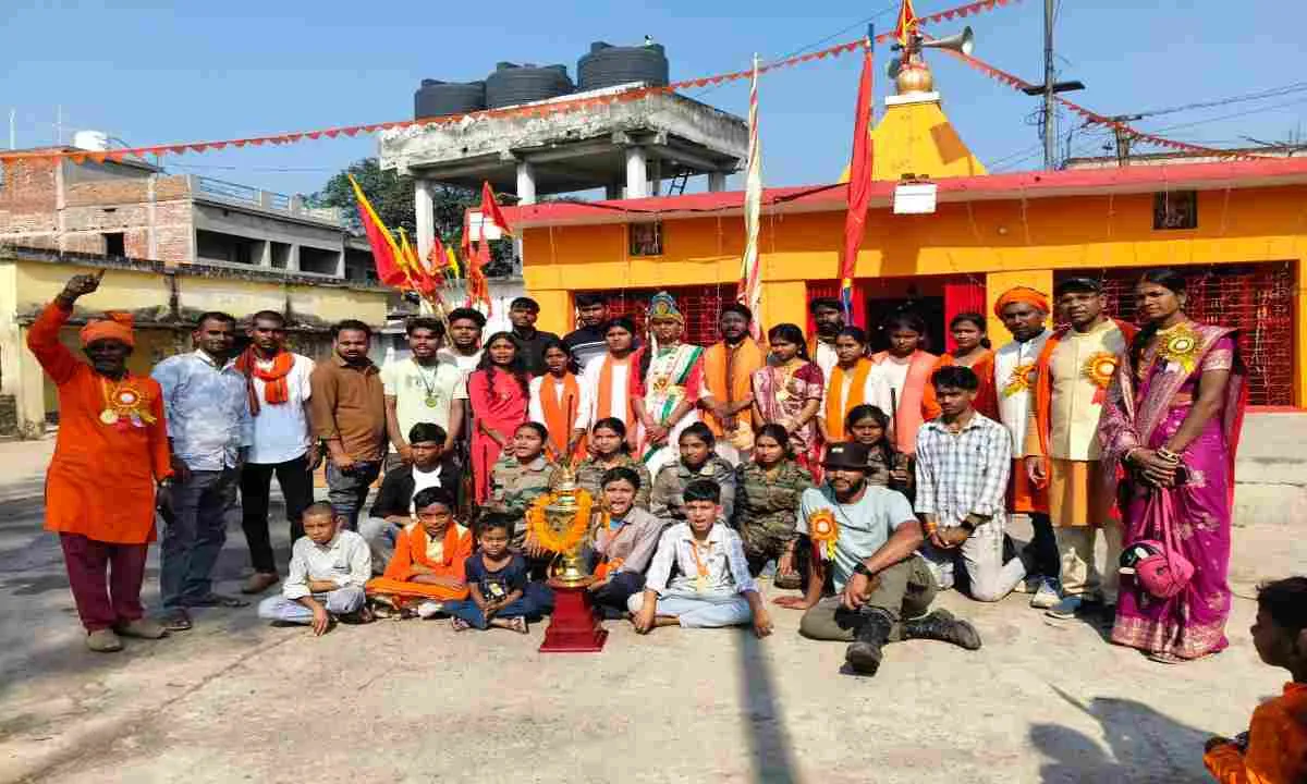 Hazaribagh News: रामनवमी मेला का आयोजन, पलाडू युवा क्लब सदबहिया को मिला प्रथम पुरस्कार