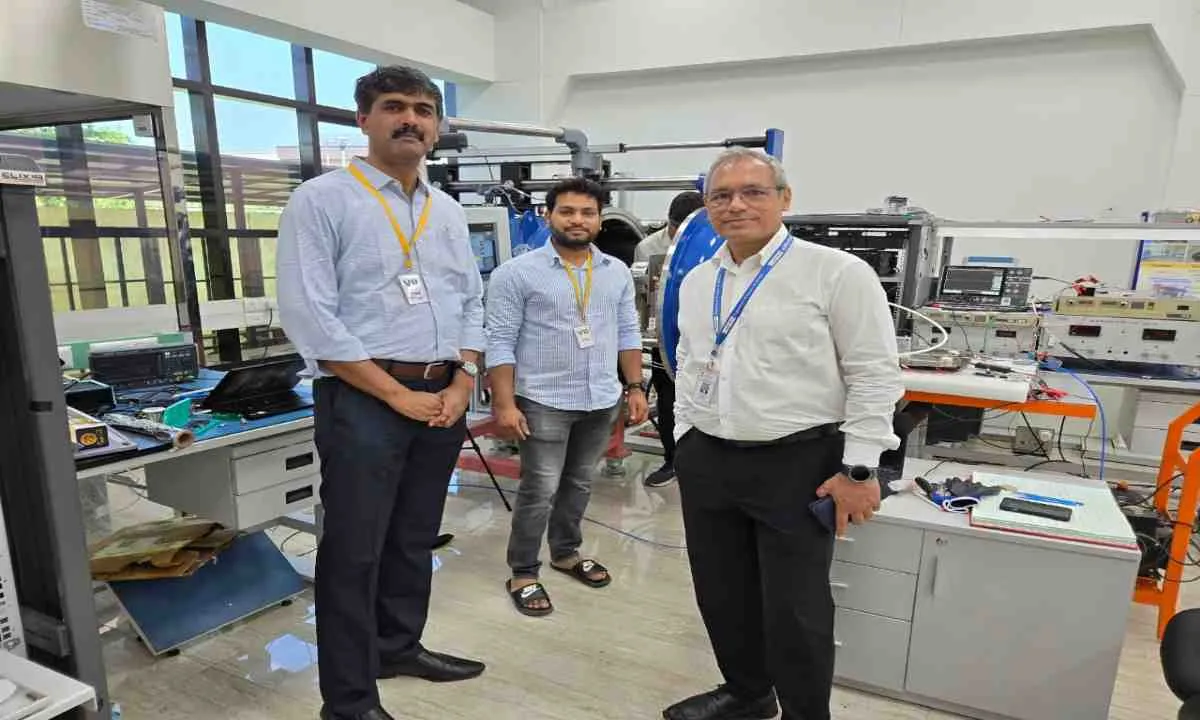 Ranchi News: अहमदाबाद दौरे पर एसबीयू कुलपति प्रो सी. जगनाथन, नोडल सेंटर पर हुई चर्चा