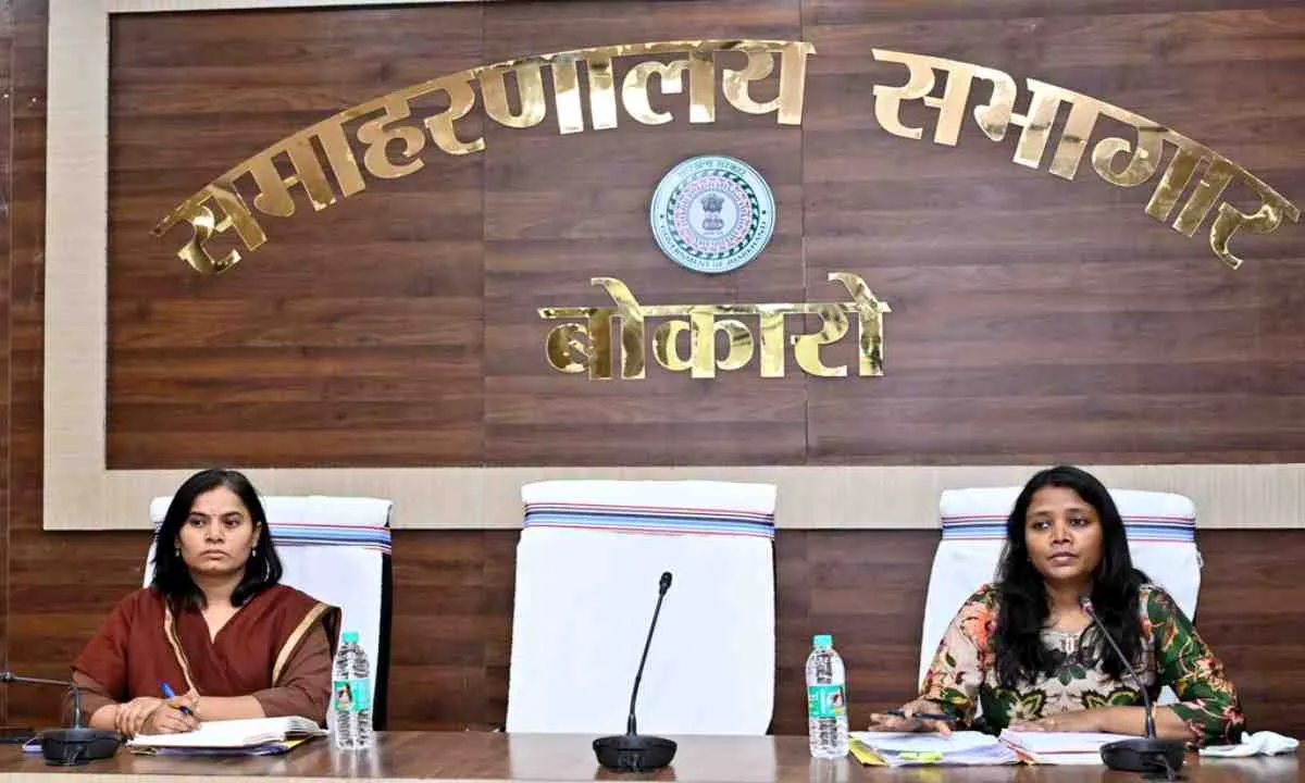 Bokaro News: डीएसओ - एसडीओ ने गैस एजेंसी संचालकों के साथ किया बैठक