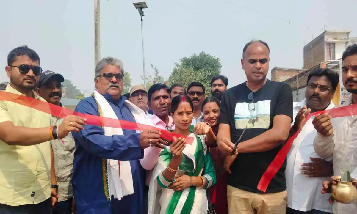 Giridih News: संत थॉमस स्कूल का भव्य उद्घाटन, सरिया में शुरू हुई नई शिक्षा की पहल