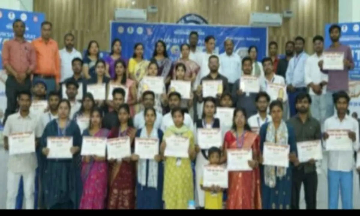 Sahebganj News: 'विकसित भारत युवा सांसद' कार्यक्रम का आयोजन