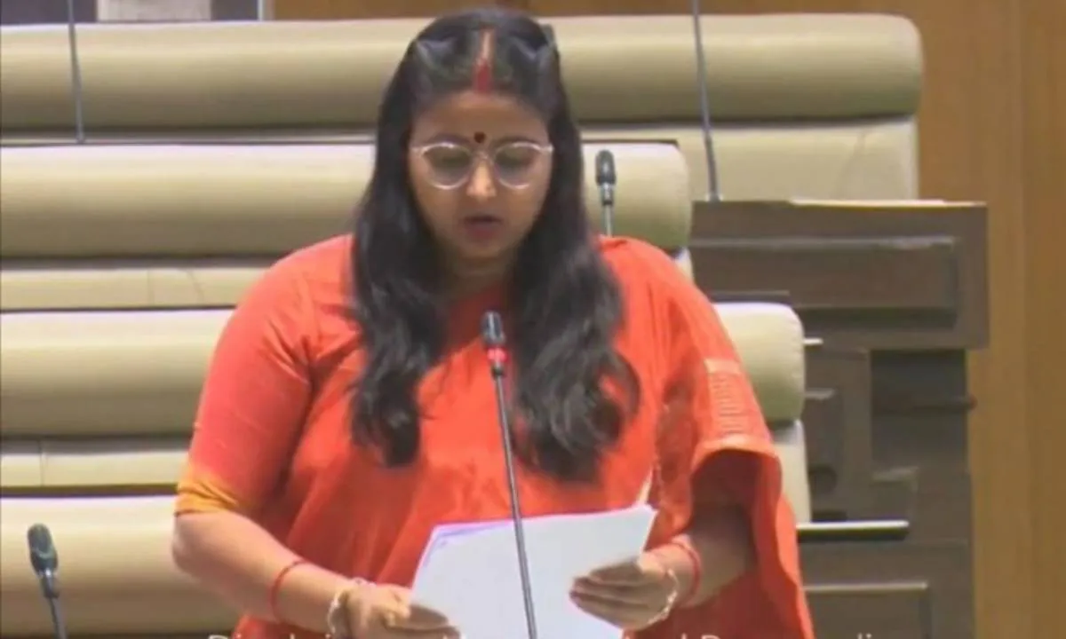 Dhanbad News: विधानसभा में गरजीं रागिनी सिंह, श्रमिकों की सुरक्षा और रोजगार पर सरकार को घेरा